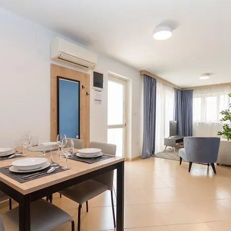 Appartamento Domus Lauri Garden Palace Ii *